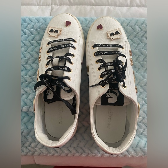 Karl Lagerfeld White Designer Sneakers Paris Cate Pin Logo Cat Size 8.5 - Picture 2 of 7